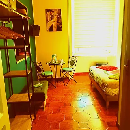 Non Ci Resta Che Naples