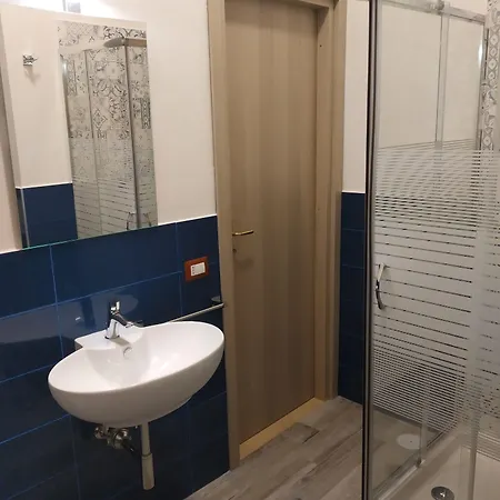 Non Ci Resta Che 4* Naples