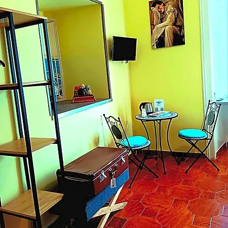 Non Ci Resta Che Bed and breakfast Nápoles