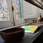 Non Ci Resta Che Couette-café Naples